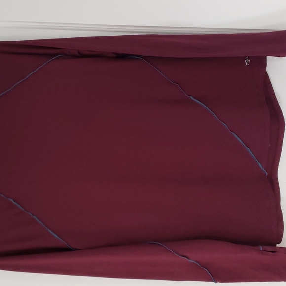 Top - Picture 2 of 4